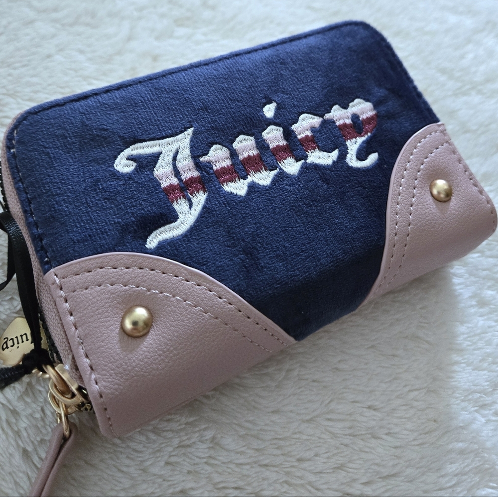 Juicy🍊 Couture "Retro Vibe" Double✌️ Medium Zip Around Wallet - NWT - Picture 4 of 16